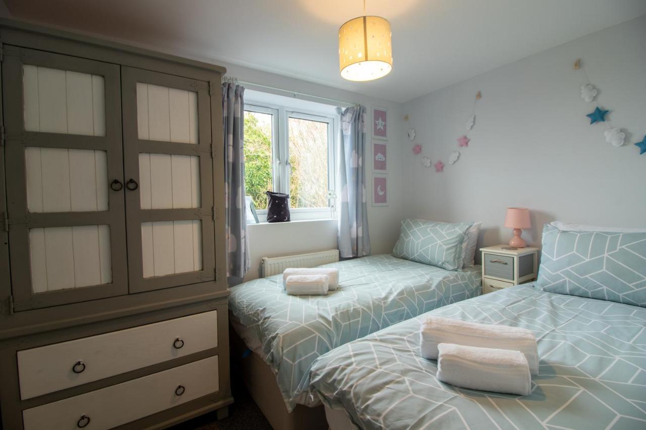 Modern & Cosy- Ideal For Small Families & Couples Brixham Exterior photo