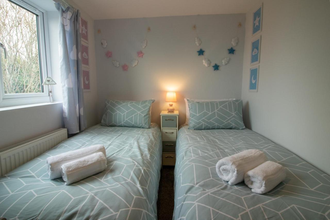 Modern & Cosy- Ideal For Small Families & Couples Brixham Exterior photo